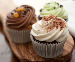A trio of cupcakes